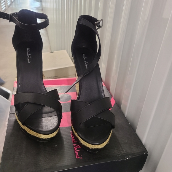 Brand new black wedge platform sandals - Picture 6 of 9